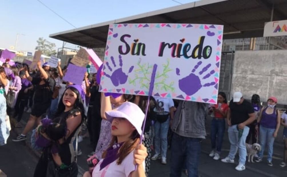 “Las niñas no se tocan”: Salen a marchar en avenidas principales de Nezahualcóyotl