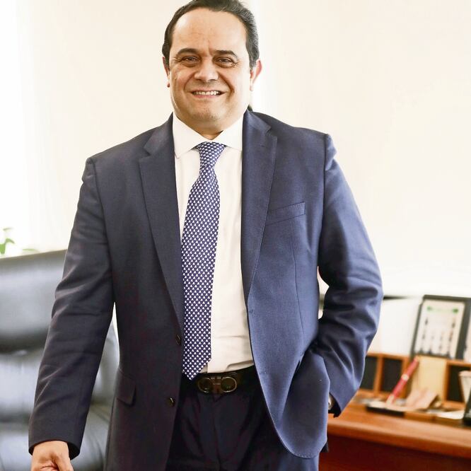 Apoyo. Francisco Javier Acuña dijo que la PGR podría solicitar la ayuda del Inai para armar la versión pública de las pesquisas por el caso Odebrecht. ARCHIVO EL UNIVERSAL