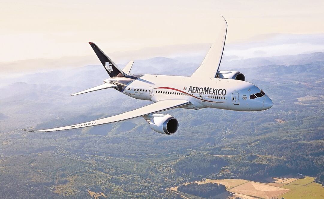 Aeroméxico suspendió la operación de sus aviones Boeing 737 MAX 8 tras el incidente en un vuelo de Alaska Airlines donde se desprendió una puerta en pleno vuelo. Foto: Archivo. El Universal