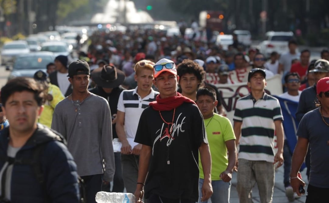 Caravana migrante en la CDMX. Foto: Luis Cortés/EL UNIVERSAL