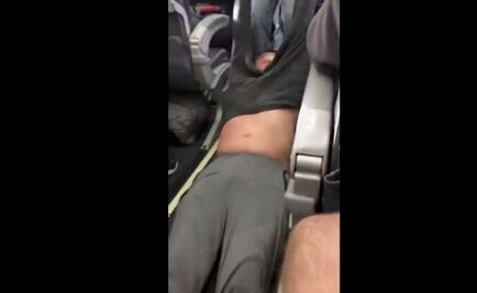 United Airlines dice dejará de usar agentes de seguridad para retirar pasajeros 