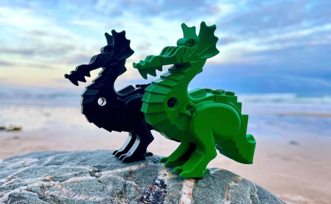 El naufragio de un contenedor con 5 millones de piezas de Lego que siguen apareciendo en el mar y atrayendo a buscadores 26 años después