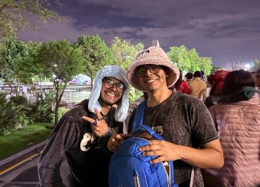 Ca7riel y Paco Amoroso revientan la CDMX: boletos agotados y merch pirata