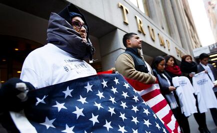 'NYT' llama a mantener programa DACA