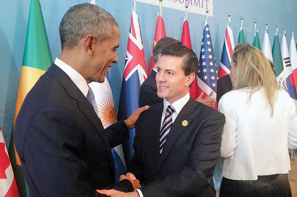 El presidente de Estados Unidos, Barack Obama, y el presidente Enrique Peña Nieto, durante la Primera Sesión del G-20 (ESPECIAL)