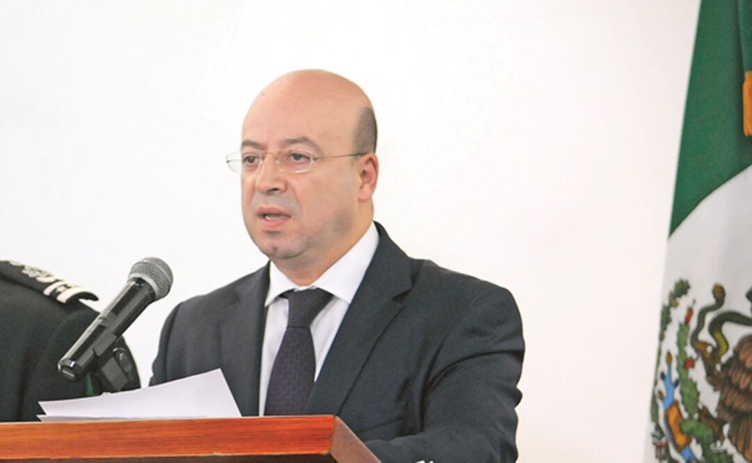 El comisionado Renato Sales. (Alejandro Acosta /EL UNIVERSAL)