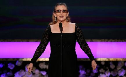 Revelan llamada al 911 por emergencia de Carrie Fisher