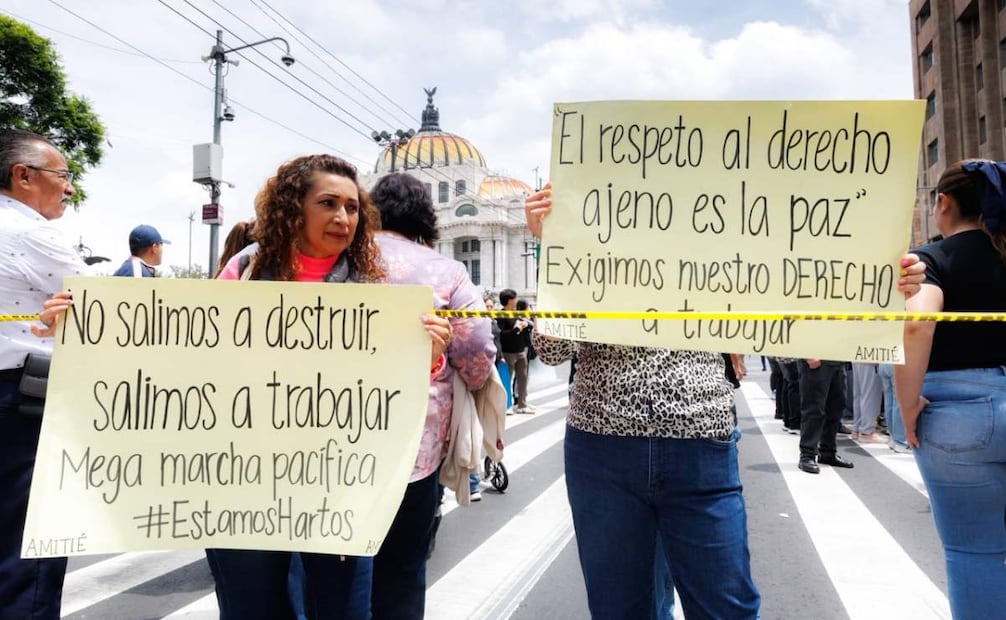 Accesos controlados afectan ventas en el Centro Histórico; levantan bloqueo tras acuerdo para reducir vallas.
Foto: Osmar Alvarado | El Universal.