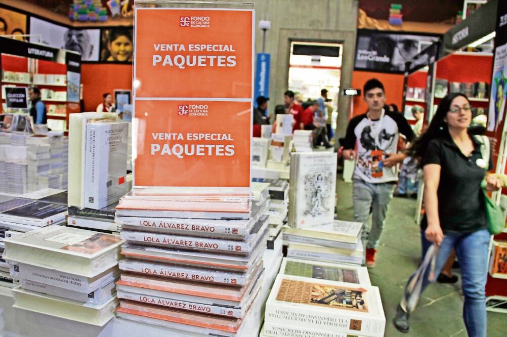 Las actividades en el encuentro librero concluyeron con el llamado “Lunes de remate”, que tuvo pocos descuentos (AGUSTÍN SALINAS. EL UNIVERSAL)