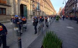 Refuerzan accesos a Palacio Nacional por sección 22 de la CNTE; Sheinbaum les recibe