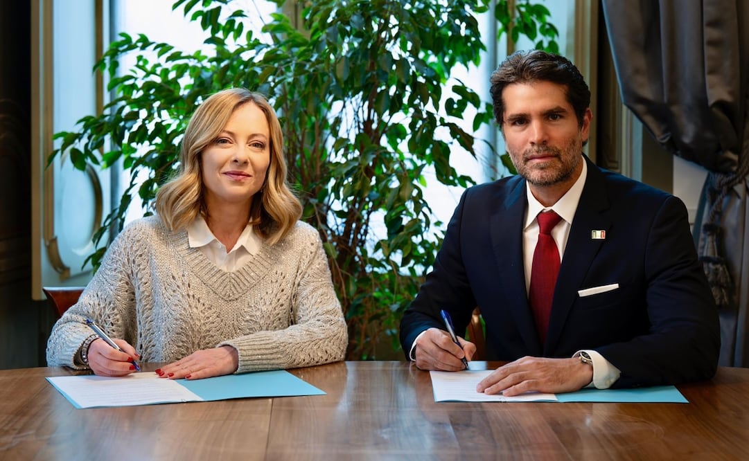 La primera ministra de Italia, Giorgia Meloni, y el actor Eduardo Verástegui. Foto: Especial