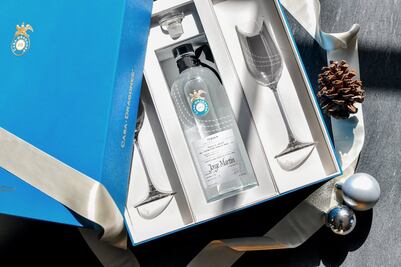 Tequila Casa Dragones Joven: el tequila que podrás personalizar y obsequiar esta navidad 