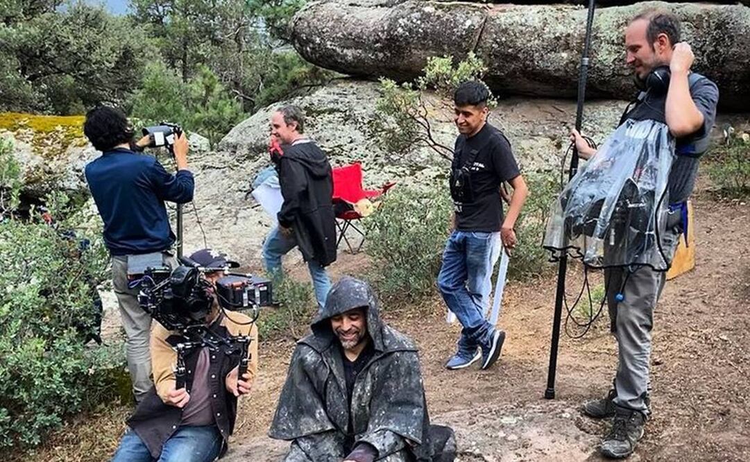 "The Dark" se rodó en Cumbres de Majalca, Chihuahua, prácticamente con un equipo pequeño de producción.