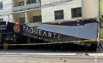 Se desploma toldo de taquería en la Condesa