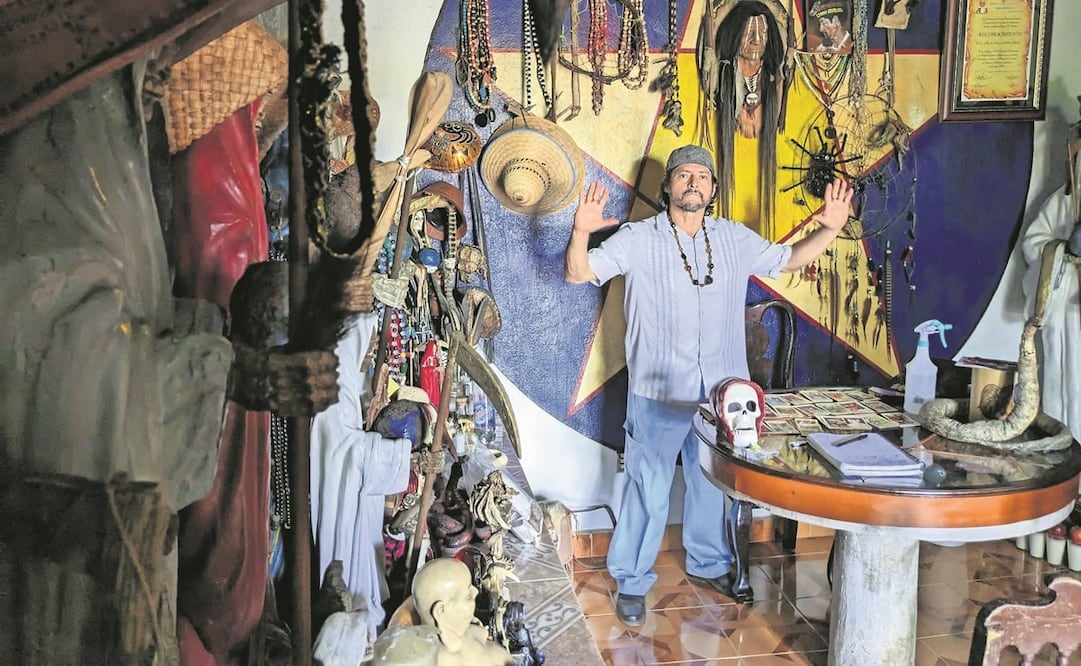 Catemaco, considerado la cuna de la santería en el país, organiza el Festival del Primer Viernes de Marzo, con invocaciones, gastronomía y hasta un baile en honor a Lucifer. Foto: Édgar Ávila