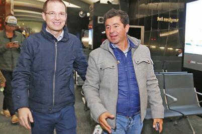 Anaya niega beneficio de fundación panista