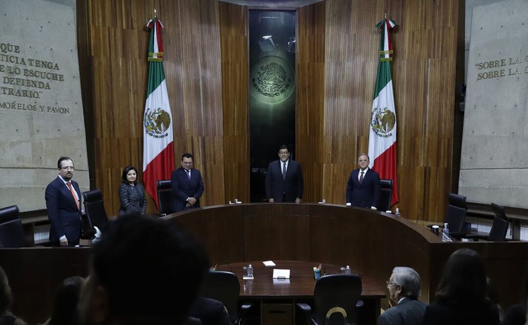 Magistrados del Tribunal Electoral concluyendo gestión. Foto: Fernanda Rojas/EL UNIVERSAL