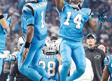 Panthers permanece inmaculado