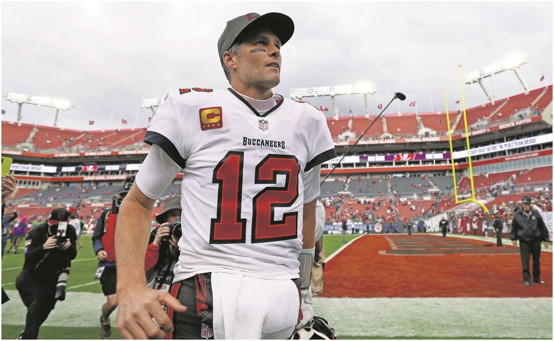 ¿Quién es Tom Brady, el quarterback que salió del retiro y regresa con Buccaneers? / FOTO: AFP