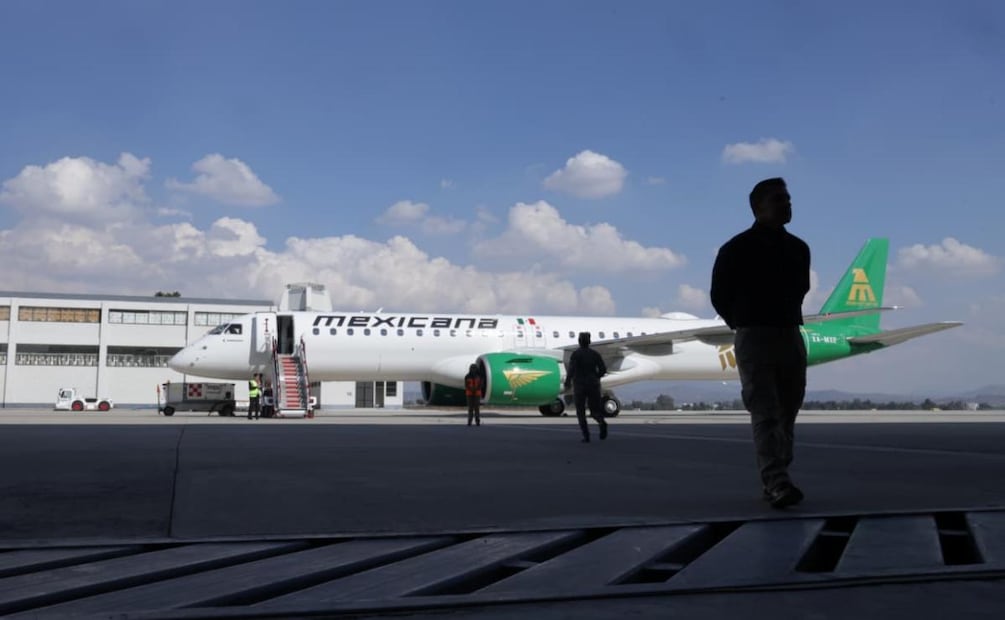 Arriba aeronave EMBRAER E-195 al Aeropuerto Internacional “Felipe Ángeles” (AIFA) (09/12/2025). Foto: Fernanda Rojas / EL UNIVERSAL