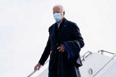 Biden inicia jornada electoral visitando la tumba de su hijo Beau