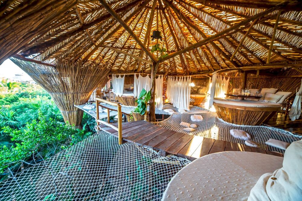 En Azulik, todas sus suites están construidas con materiales orgánicos y se ubican en las alturas. (Foto: Peter Vavrda)