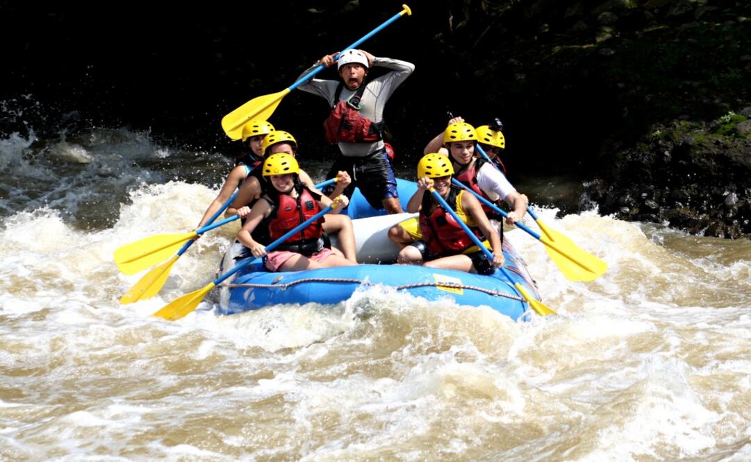 En los rápidos de Filobobos, puedes encontrar una cascada, una zona arqueológica o las paredes escarpadas de un cañón. (Foto: Cortesía Rafting Filobobos)
