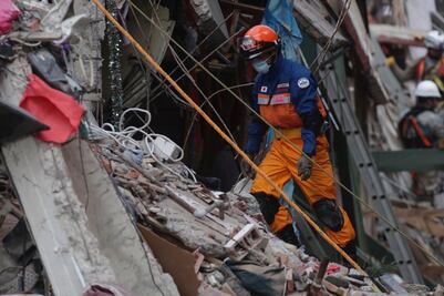 Abren guardería temporal para hijos de rescatistas