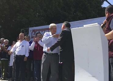 Santiago Nieto, ex titular de la Fepade, se suma a la campaña de AMLO