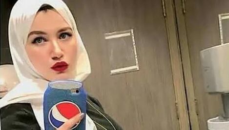 Tik Toker Haneen Hossam es condenada por "trata"; activistas acusan al gobierno de perseguir influencers