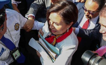 Estoy aquí con las faldas bien puestas, tomando al toro por los cuernos: Rosario Robles