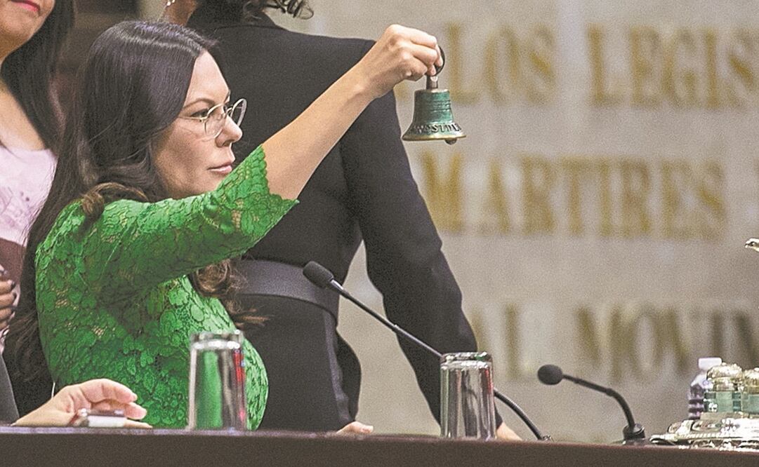 La presidenta de la Cámara Baja, Laura Rojas, dijo que se formará un grupo de trabajo con la FGR para revisar la tipificación del feminicidio. Foto: ARCHIVO EL UNIVERSAL