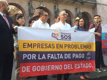 Empresarios “toman” palacio de gobierno de Veracruz