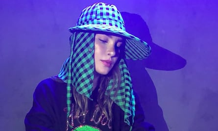 Belinda impacta en Instagram con sombrero del Chavo del Ocho y se vuelve viral