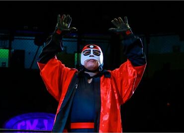 Octagón encendió la Arena Coliseo con una triunfal reaparición