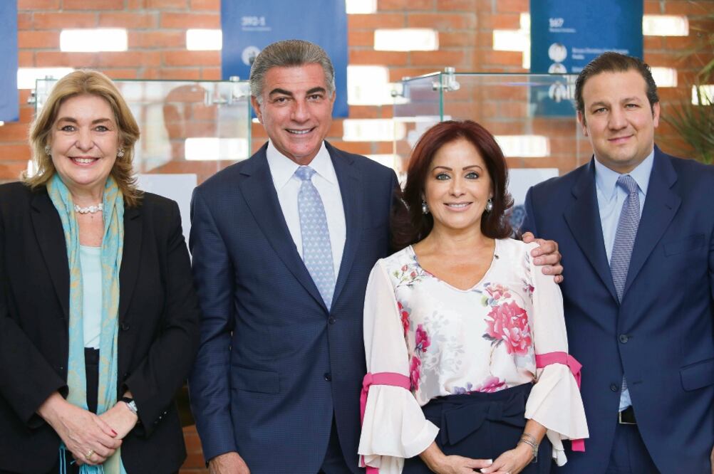 La muestra. El gobernador José Antonio Gali y la embajadora de Colombia, Patricia Cárdenas, inauguraron la exposición Oro, Espíritu y Naturaleza de un Territorio.