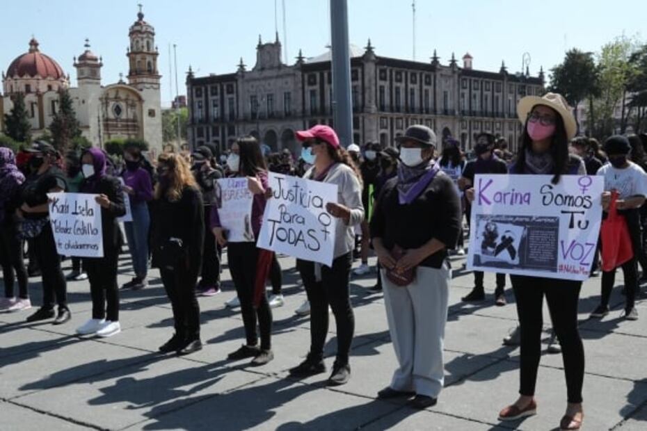 "Justicia por Karla y las que nos faltan”, exigen con marcha en Toluca