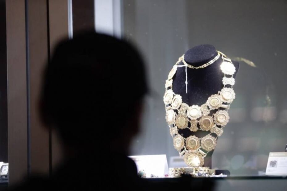 Exhiben en Los Pinos joyas incautadas al crimen organizado