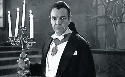 Eugenio Derbez se pone a tono con Drácula español