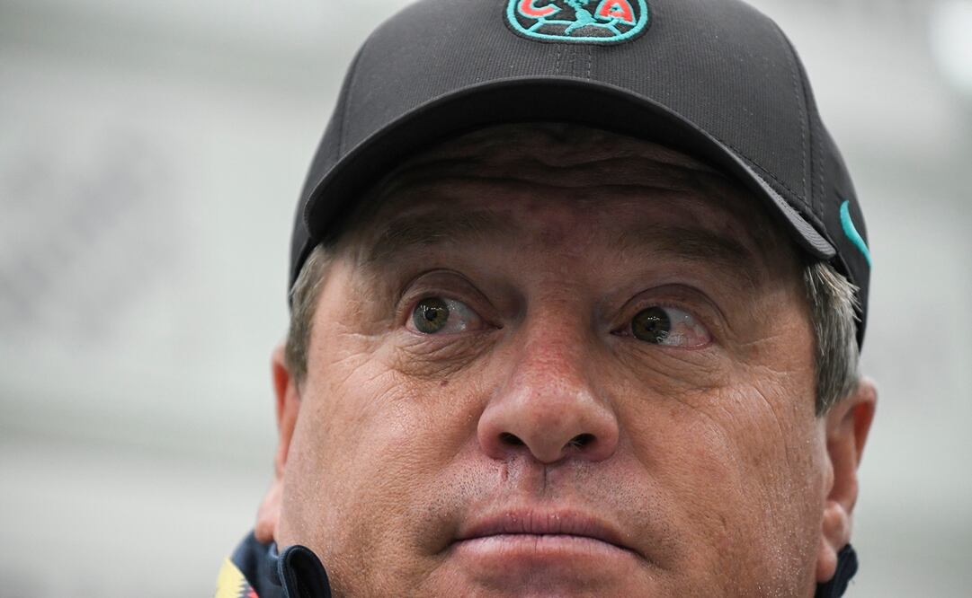 Miguel Herrera en conferencia de prensa   Foto: Imago 7