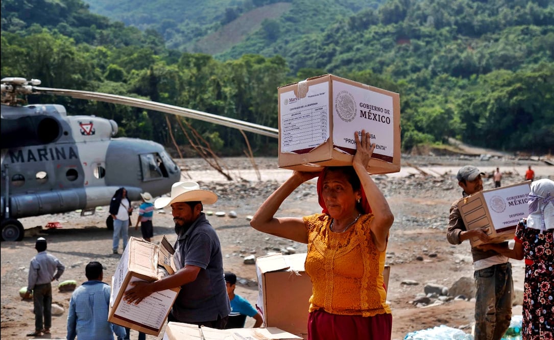 En la localidad de Chahuatlán, Veracruz, más de la mitad de las viviendas resultaron afectadas, tras las intensas lluvias del 10 de octubre. Foto: Diego Simón Sánchez/EL UNIVERSAL