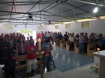 CJNG “autorizó” a desplazados regresar a sus comunidades, dice cura de Coalcomán, Michoacán