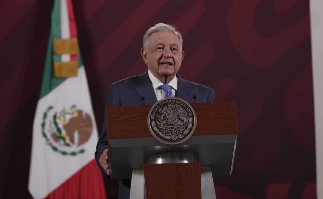López Obrador señaló que sus adversarios políticos tienen una actitud de “oponerse por oponerse” porque están muy molestos. Foto: Gabriel Pano / EL UNIVERSAL