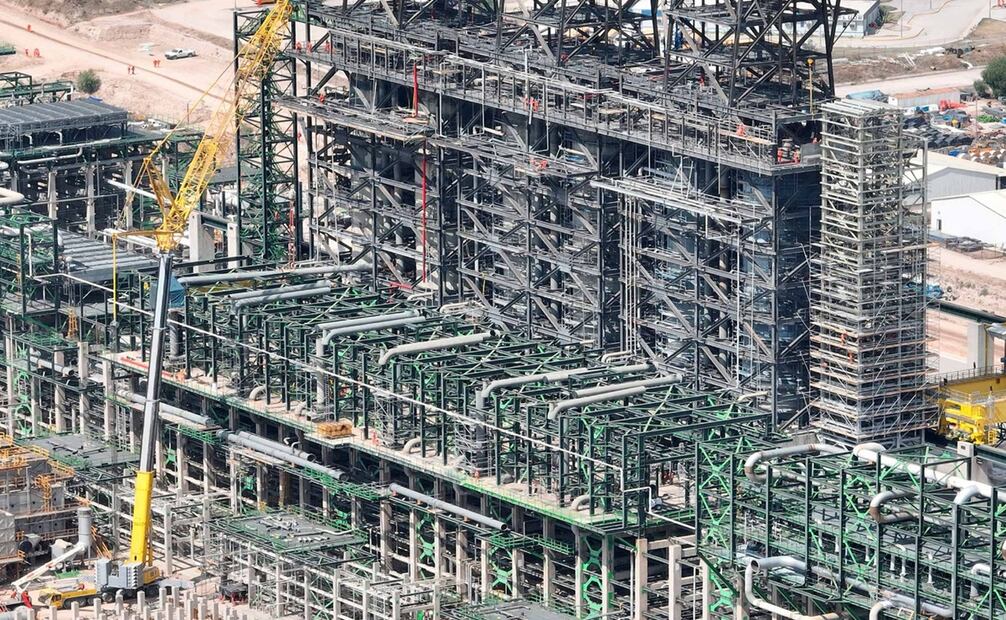 Octavio Romero Oropeza, director general de Pemex, enfatizó que el objetivo de esta administración, entre muchos otros, es lograr la autosuficiencia en combustibles. Foto: Pemex.