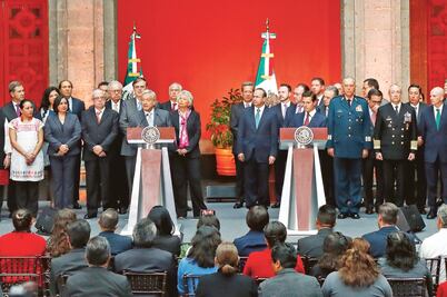 Avanza pase de estafeta entre EPN y AMLO