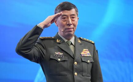 China destituye a su ministro de Defensa, ausente desde hace casi 2 meses