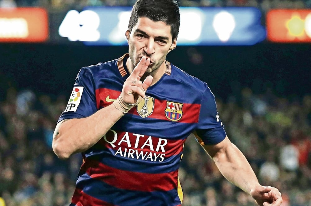 Luis Suárez volvió a marcar cuatro goles y acumuló ocho en unos días (ALBERT GEA.REUTERS)