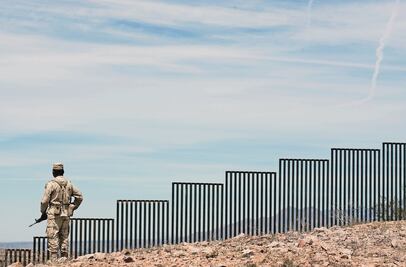 Trump pedirá mil 500 millones para empezar el muro este año