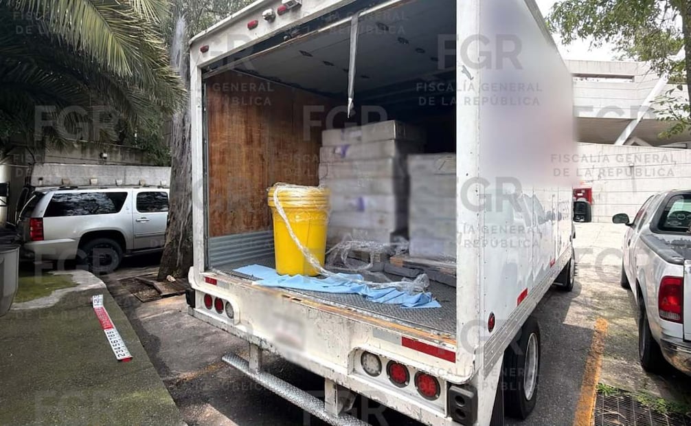 FGR inicia investigación por transporte de sustancia peligrosa identificada como mercurio. Foto: Especial