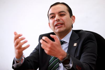 Cordero pide investigar a diputada amiga de 'El Chapo'